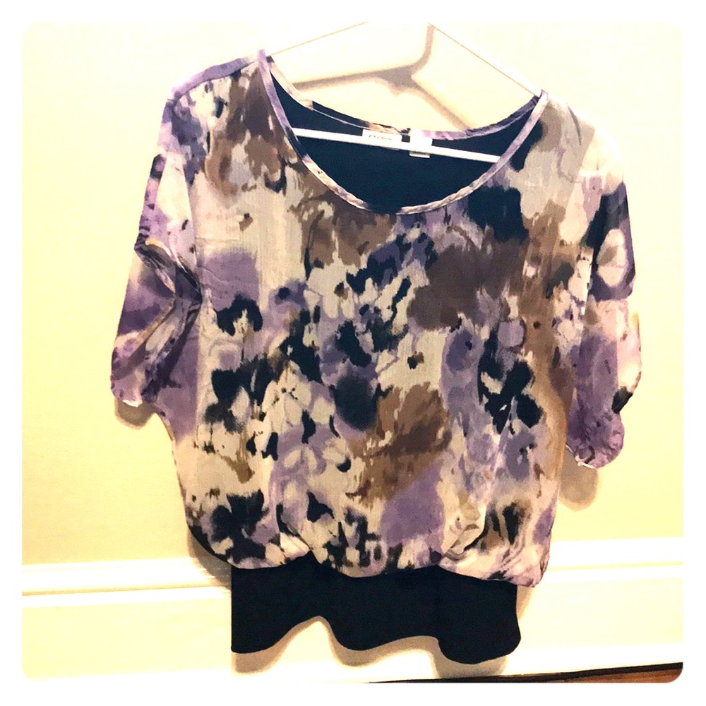 Quarter length sleeves
